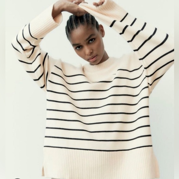 Zara black and cream stripe sweater - Picture 4 of 4